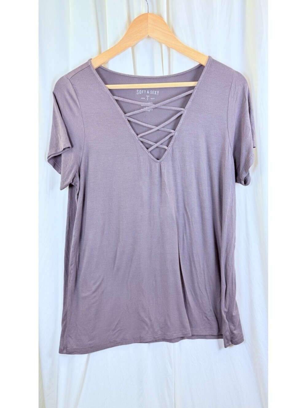 American Eagle Soft & Sexy Gray Soft Criss Cross V Neck Top Sz Large Roomy